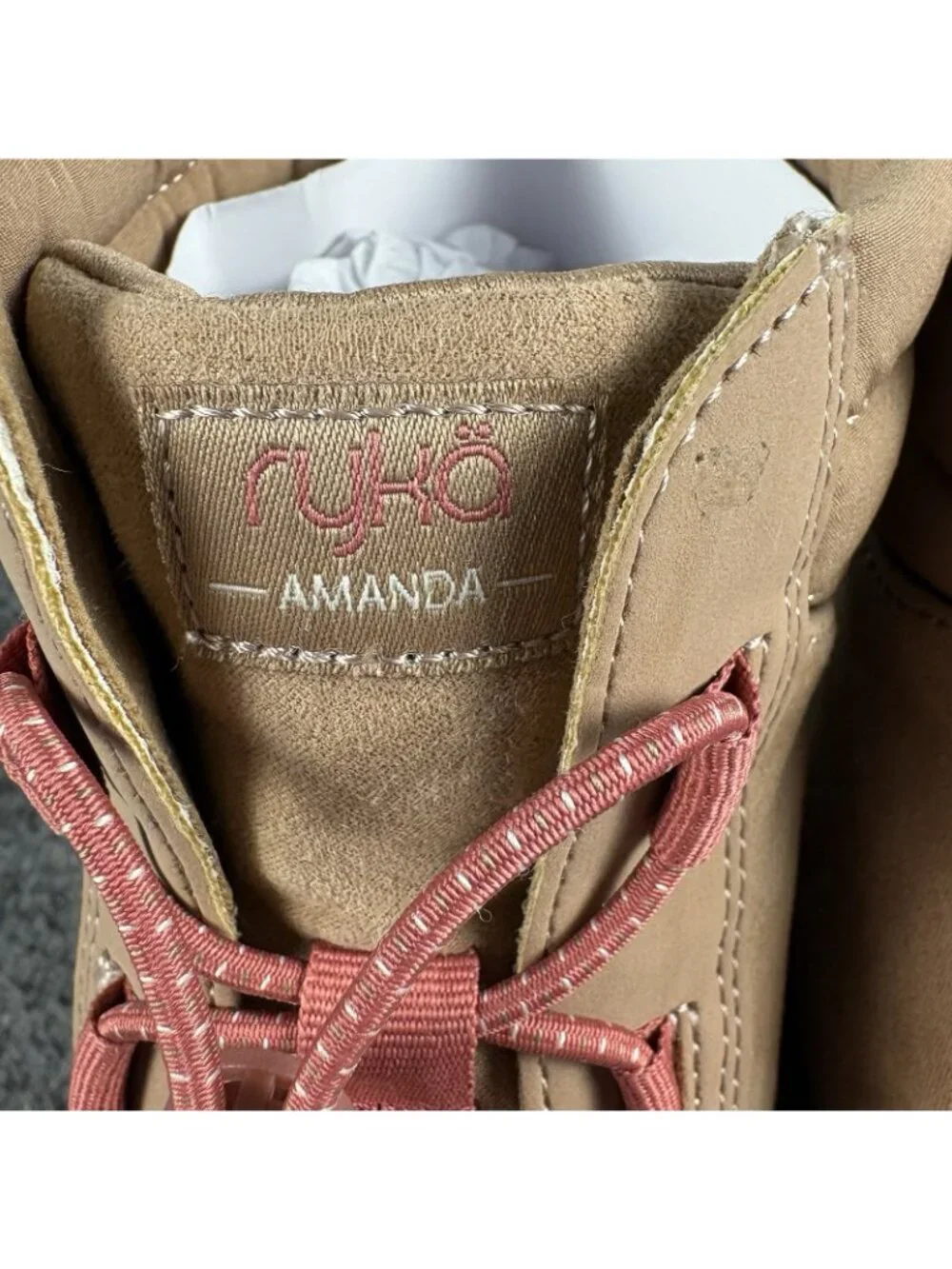 Ryka Amanda Women’s US 10W Wide Tan Mid Top Hiking Boots Comfort New Without Box